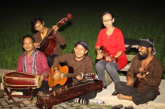 Keroncong: Ketika Musik Tak Lagi Menemukan Pendengarnya