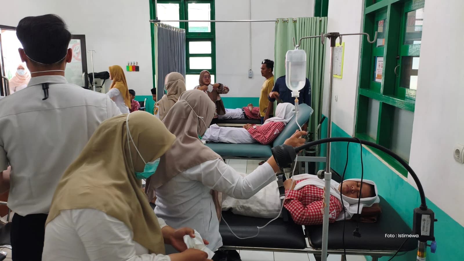 50 RIBU KASUS, MBG SEDANG DIUJI OLEH PIRINGNYA SENDIRI