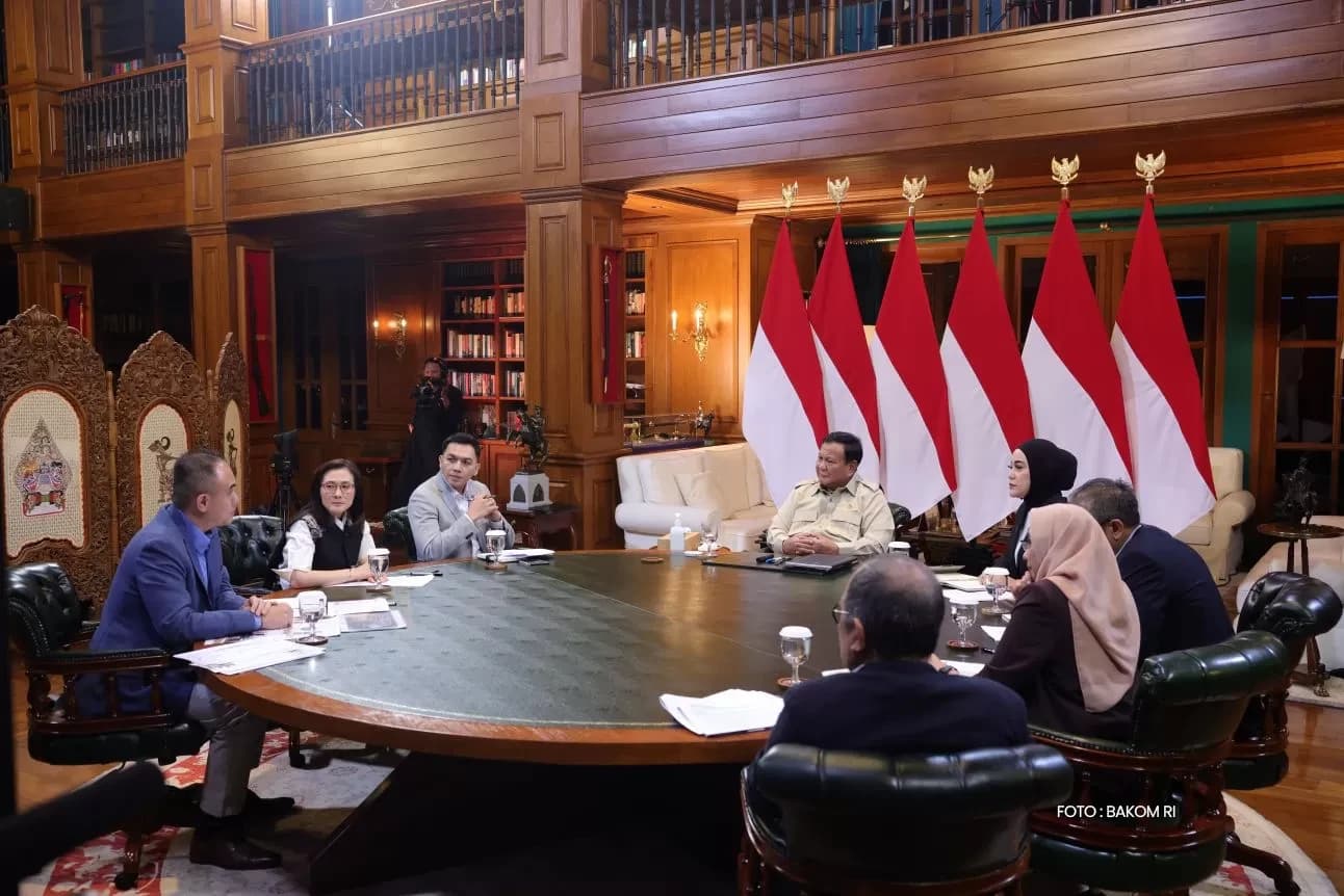 Presiden Prabowo Menjawab: Pemerintah Bicara Fondasi, Bukan Sekadar Popularitas