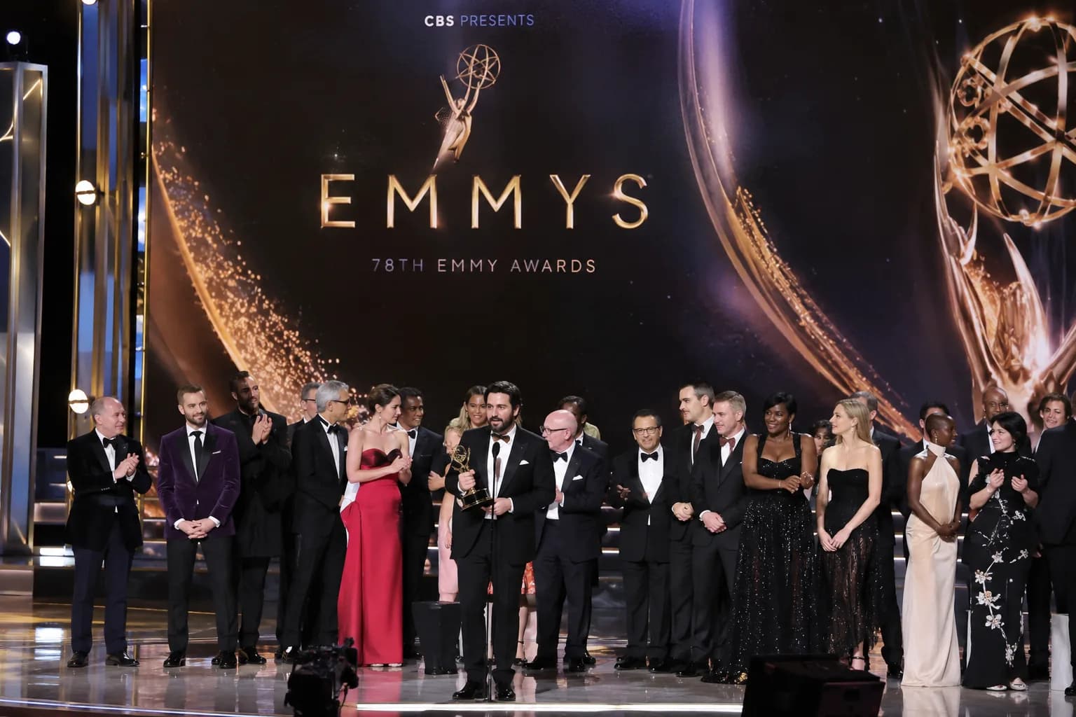 Emmy 2026 Kembali Memicu Debat Apakah Diversity Hollywood Hanya Kuat dalam Kampanye