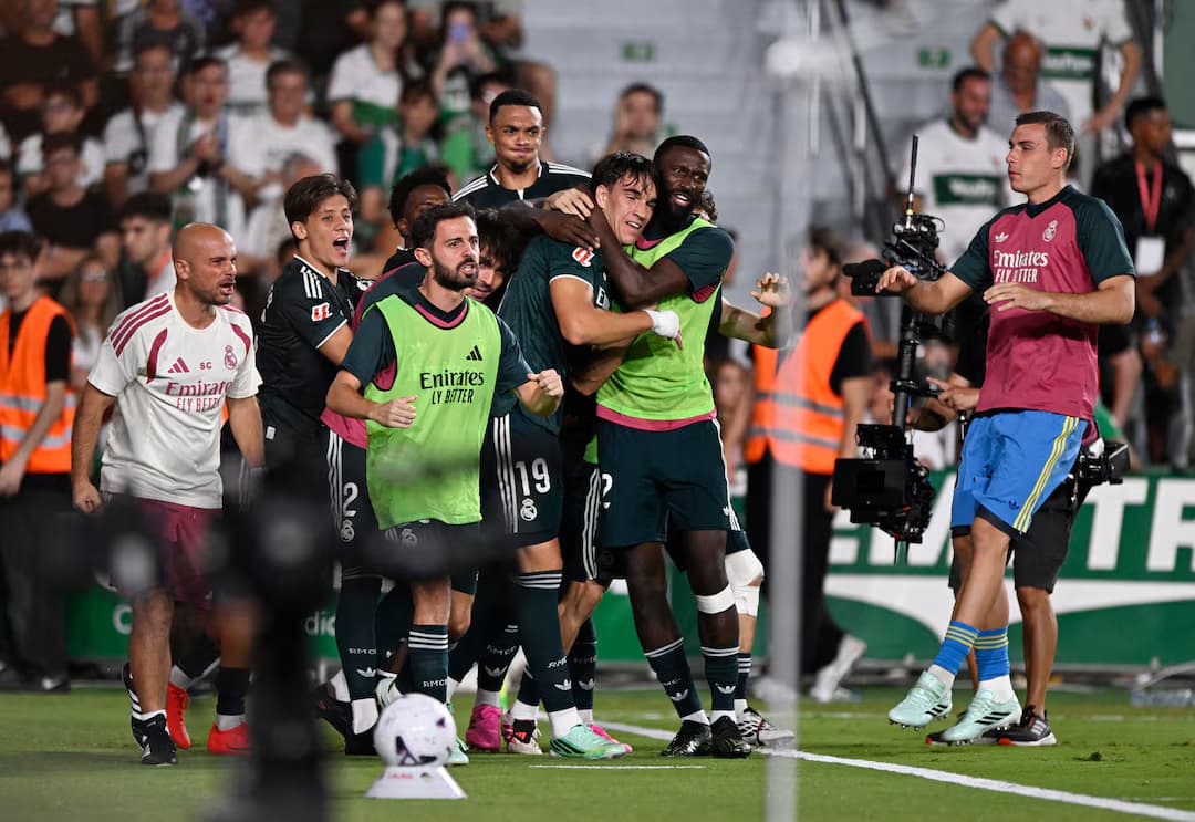 Hasil Elche vs Real Madrid 2-3: Los Blancos Menang Dramatis, Tapi Alarm Bahaya Mulai Berbunyi
