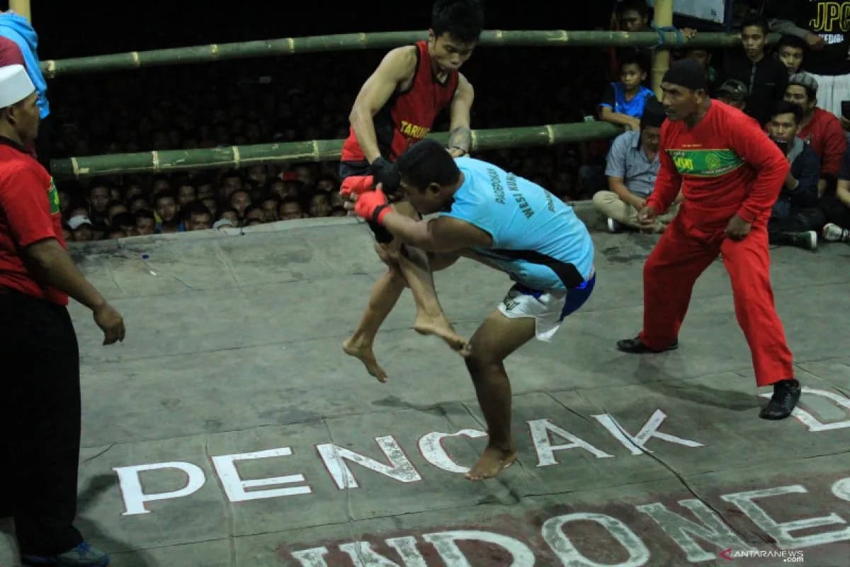 Pencak Dor: Tradisi Bertarung yang Mengajarkan Persaudaraan