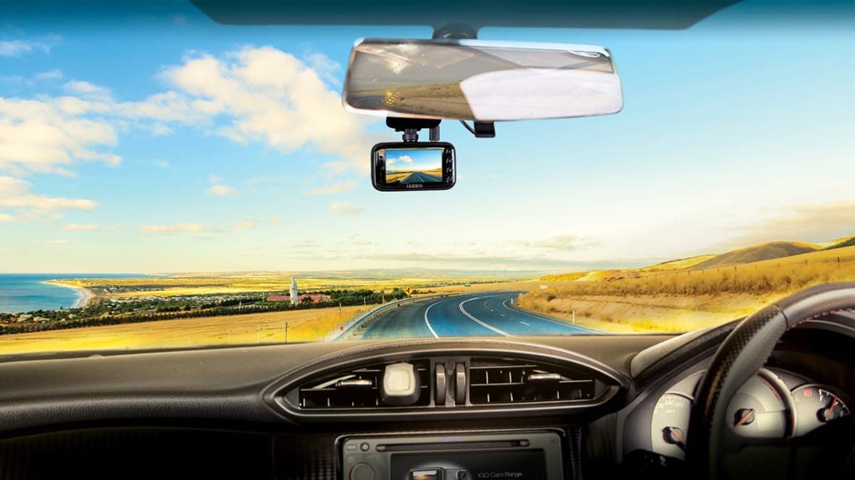 Bukan Sekadar Aksesori Mobil, Dashcam Bisa Menjadi Bukti di Jalan